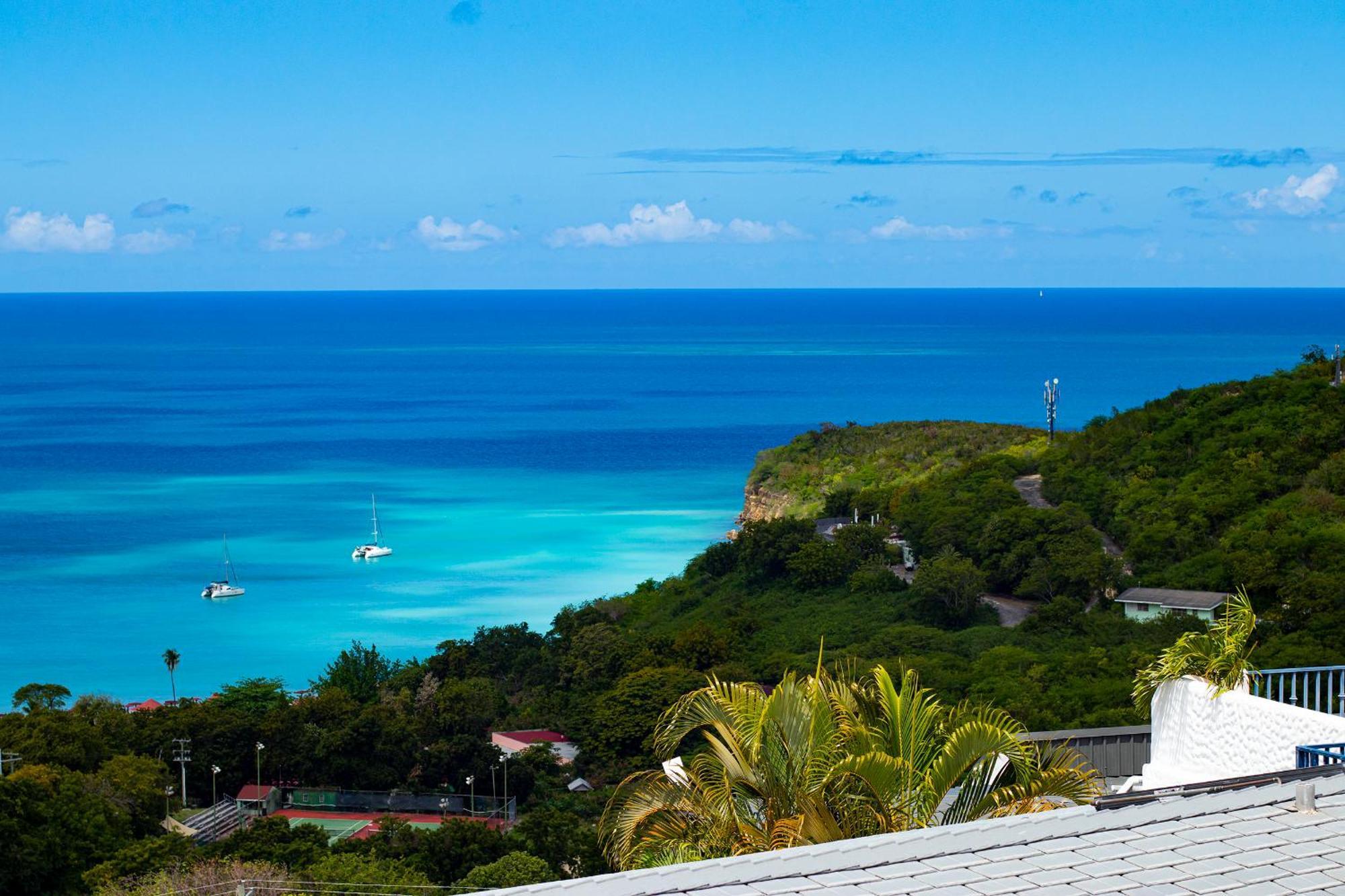 Trade Winds Hotel Dickenson Bay Exterior foto